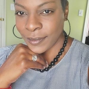 Meet your Posher, Robyn